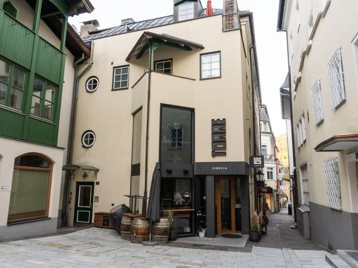 Comfortable Apartment In Zell Am See Near Forest Exterior photo